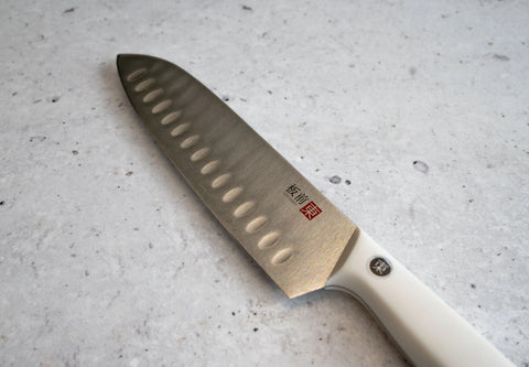 Cuchillo Santoku Blanco Tokai