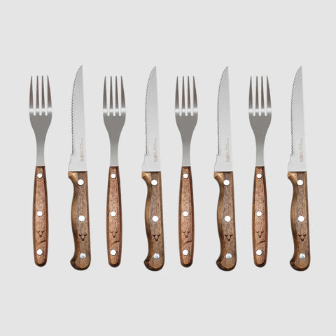 Set 4 Cuchillos y 4 Tenedores asados